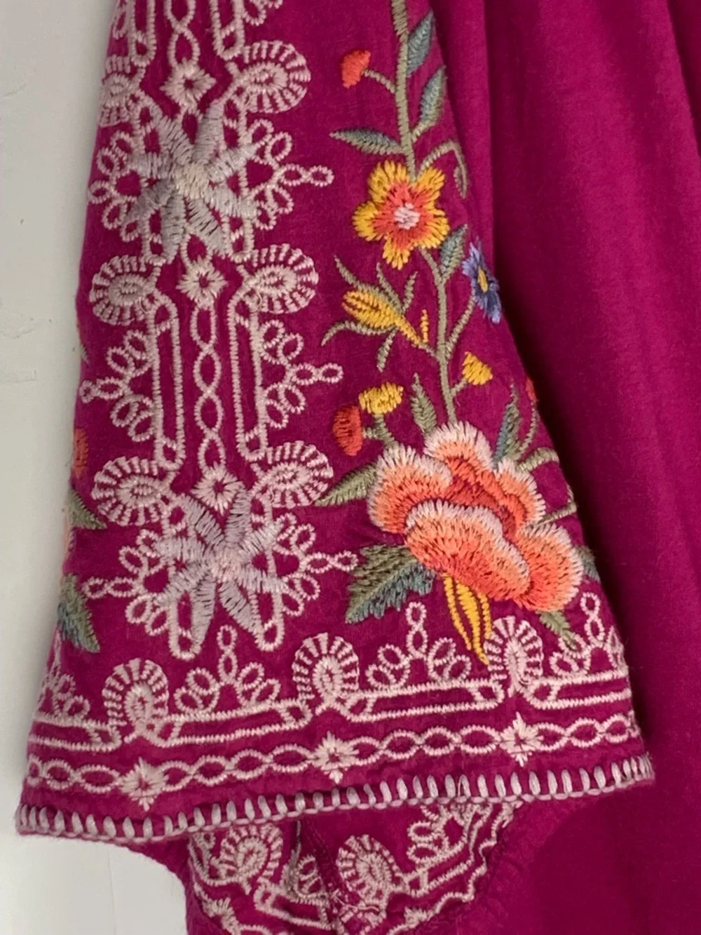 Johnny Was Oversized Off Shoulder Embroidered Boho Floral Peasant Top Cotton
